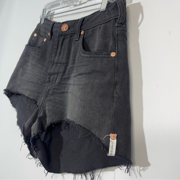 ONE TEASPOON TRUCKERS MID WAIST RELAXED DENIM JEAN SHORTS IN PURE BLACK SIZE 27 - Picture 9 of 16